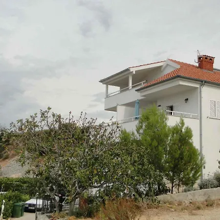 In - Sibenik Riviera 36597 *